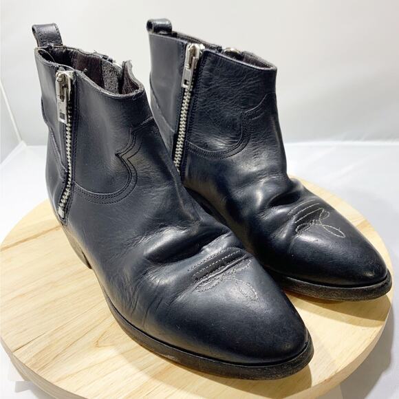 Golden Goose Viand ankle black boots leather Sz 37 1/2 US 6.5 cowboy MRSP $940 - Picture 1 of 11